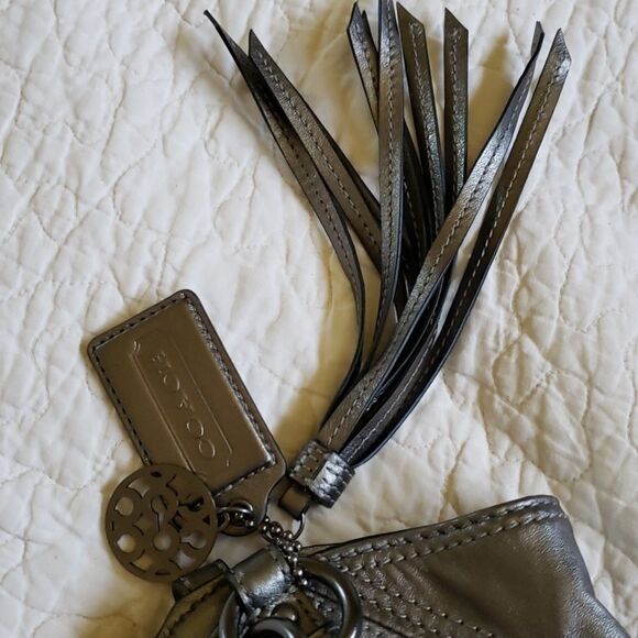 COACH  Alexandra Tote  - Picture 12 of 16